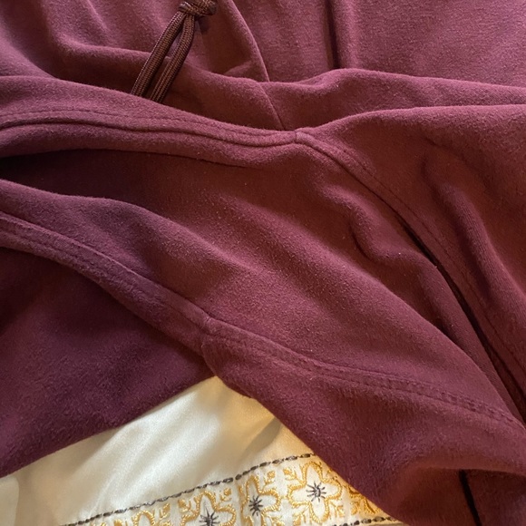 Alphalete Joggers - Picture 3 of 4